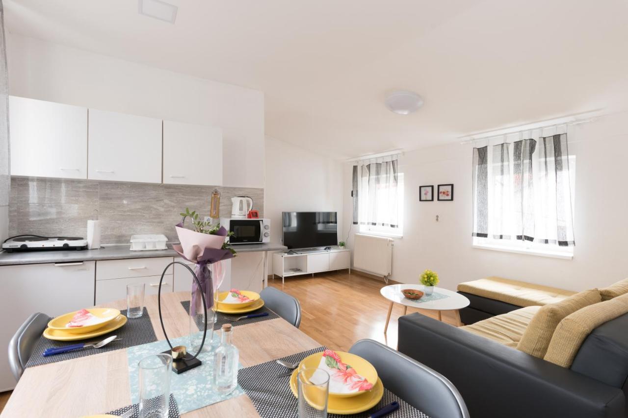 Apartmani Kod Marka 波热加 外观 照片