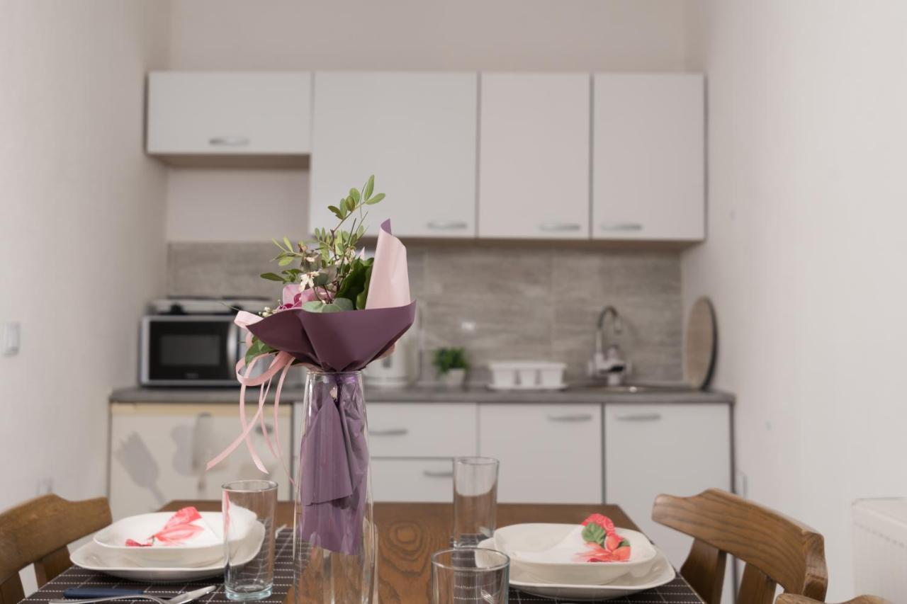 Apartmani Kod Marka 波热加 外观 照片
