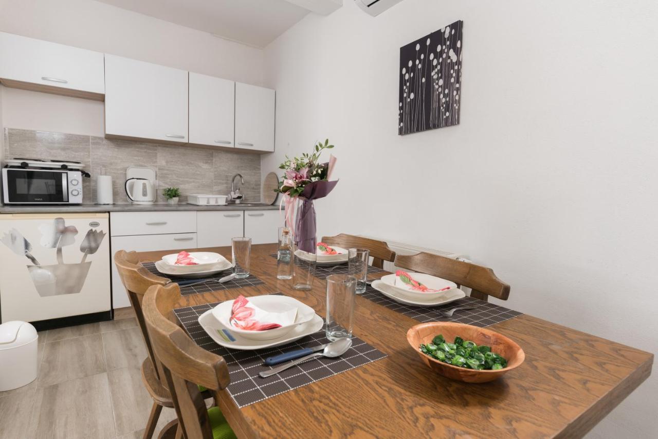 Apartmani Kod Marka 波热加 外观 照片