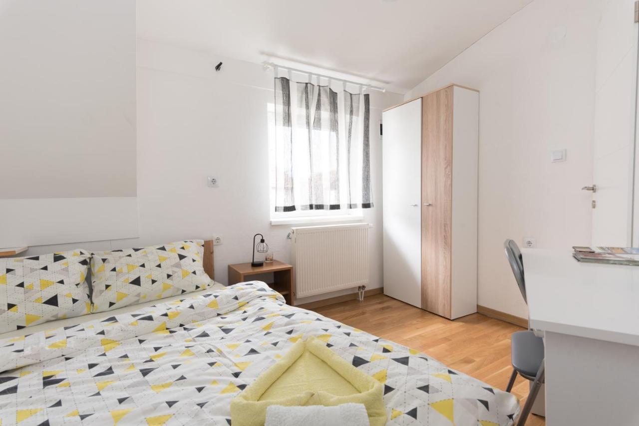 Apartmani Kod Marka 波热加 外观 照片